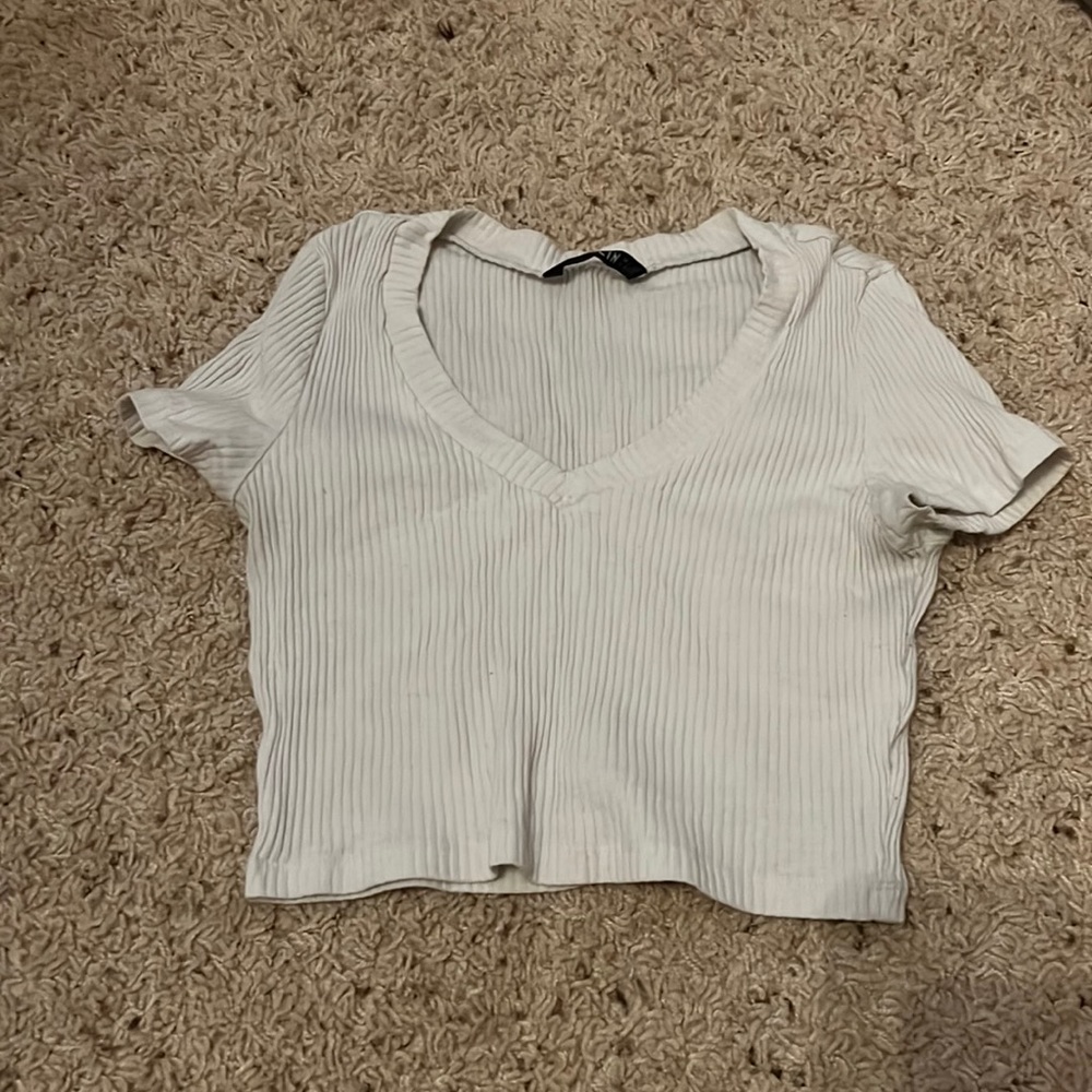 Ribbed White V neck Cropped T-Shirt